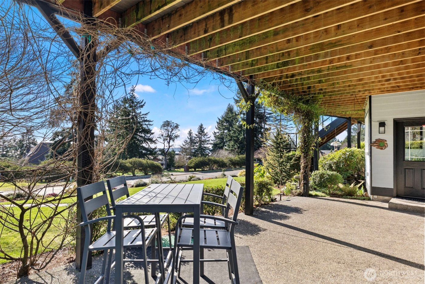 1229 Queets Drive , Fox Island, WA 98333