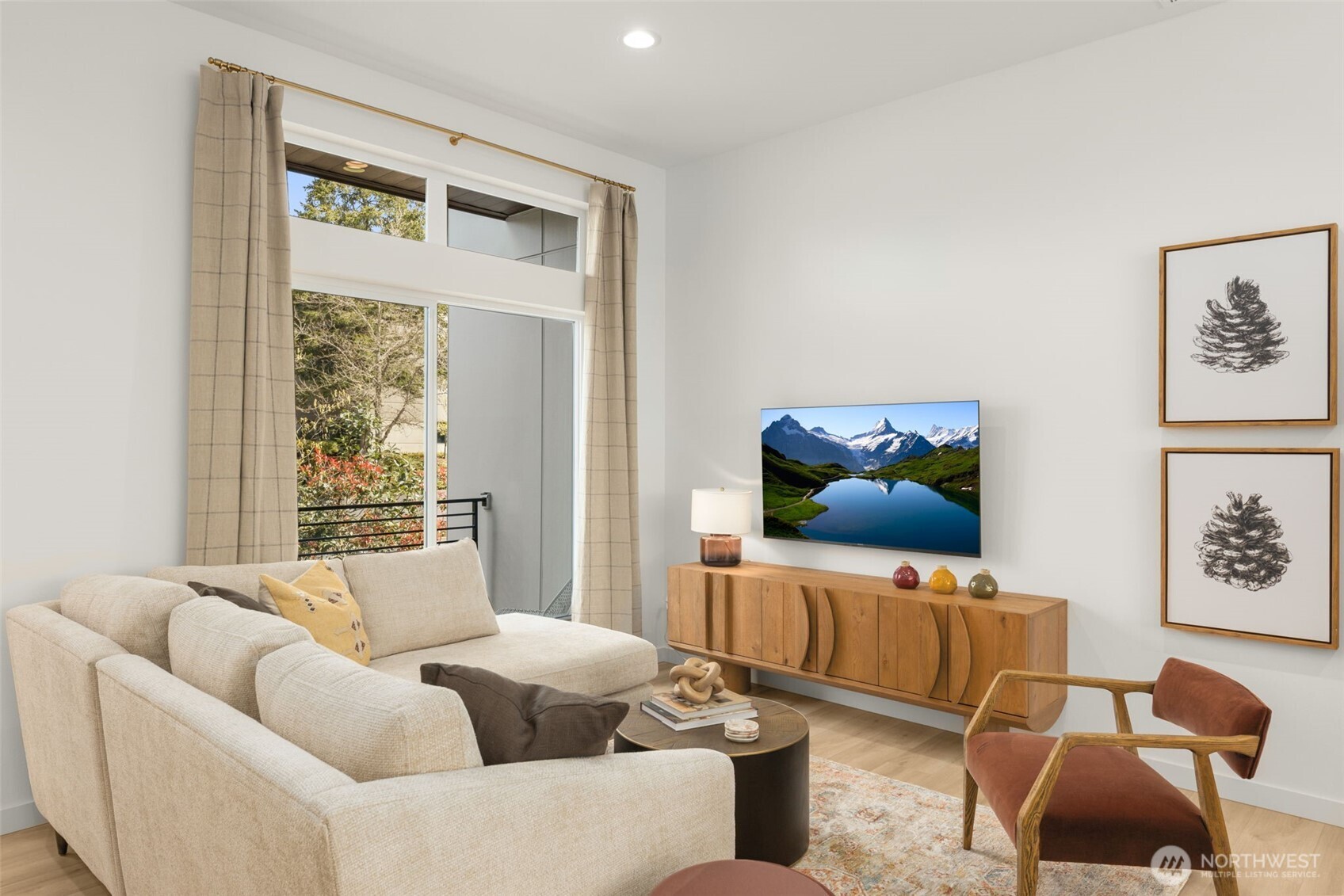 16012 SE 31st Lane , Bellevue, WA 98008