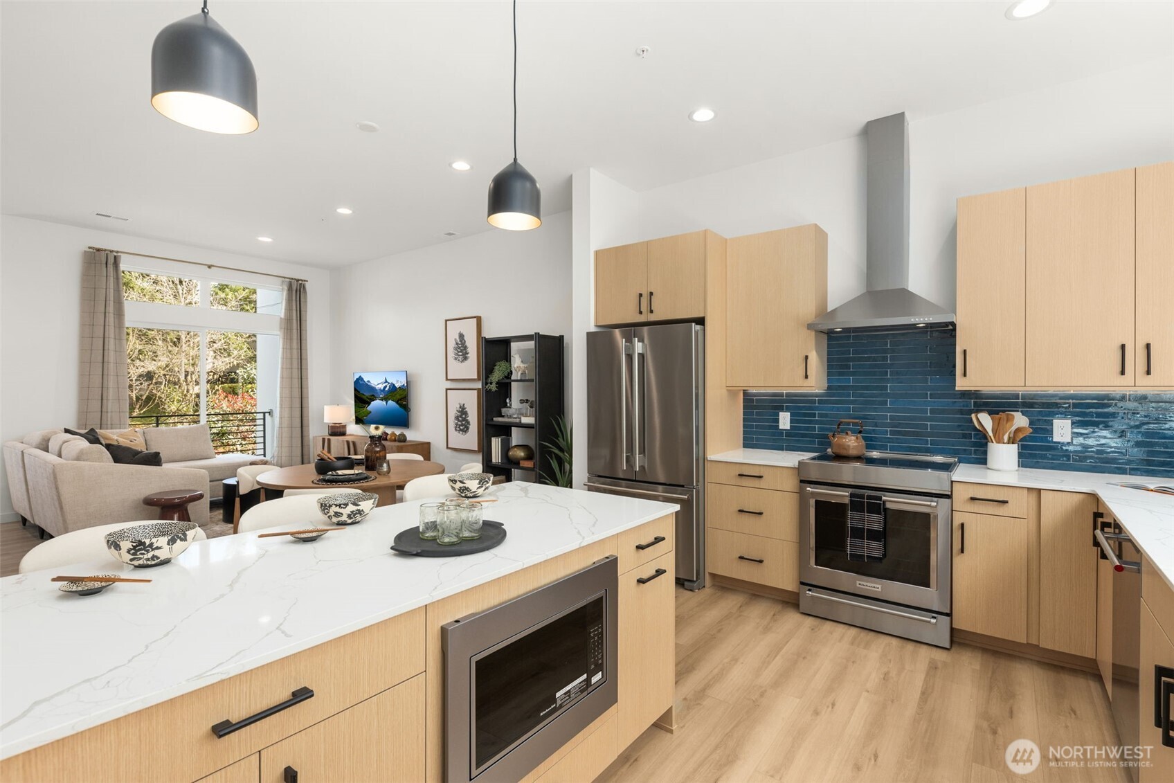 16012 SE 31st Lane , Bellevue, WA 98008