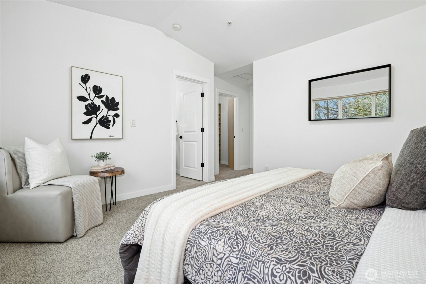 2062 NW Boulder Way Drive , Issaquah, WA 98027