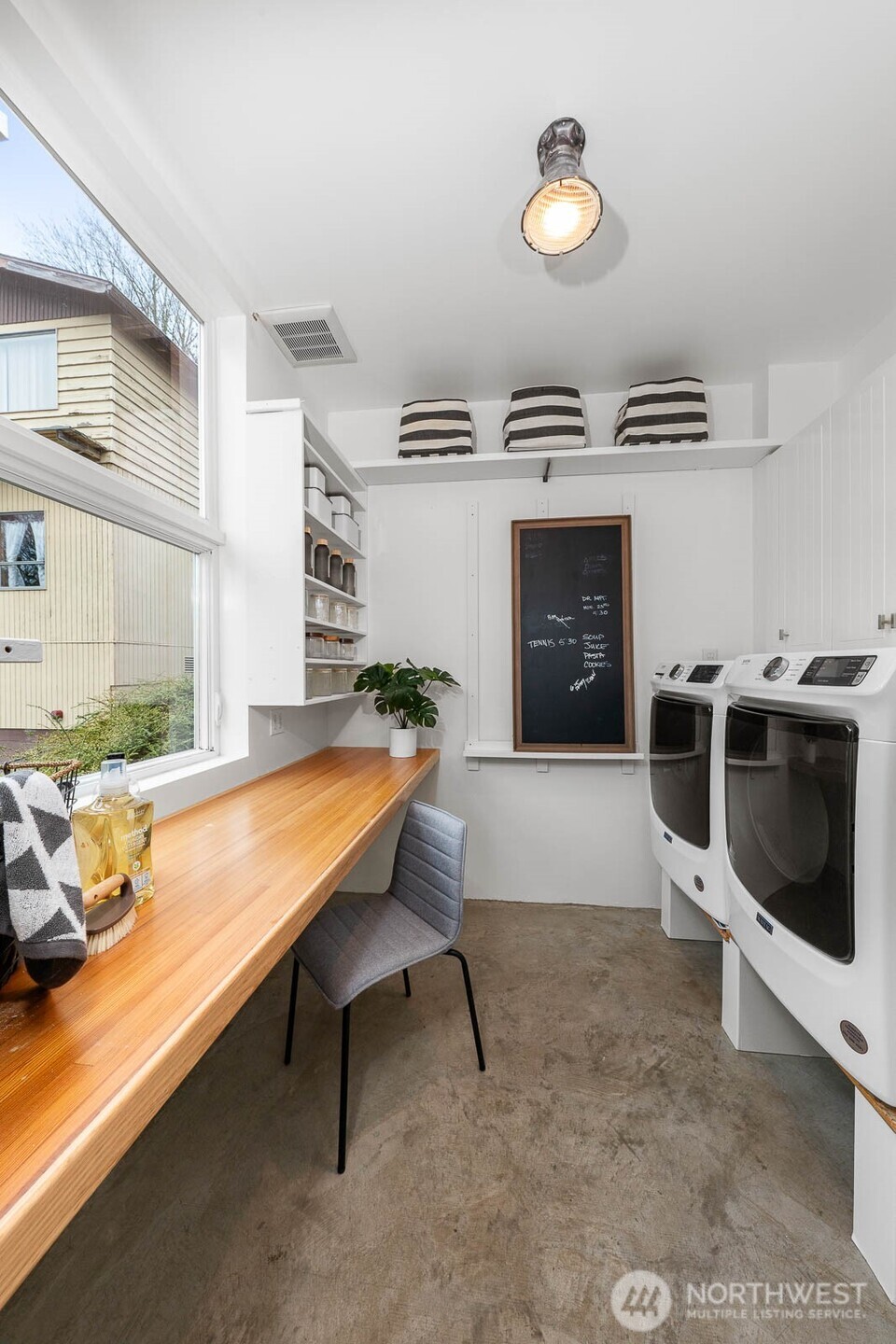 3340 36th Avenue S, Seattle, WA 98144