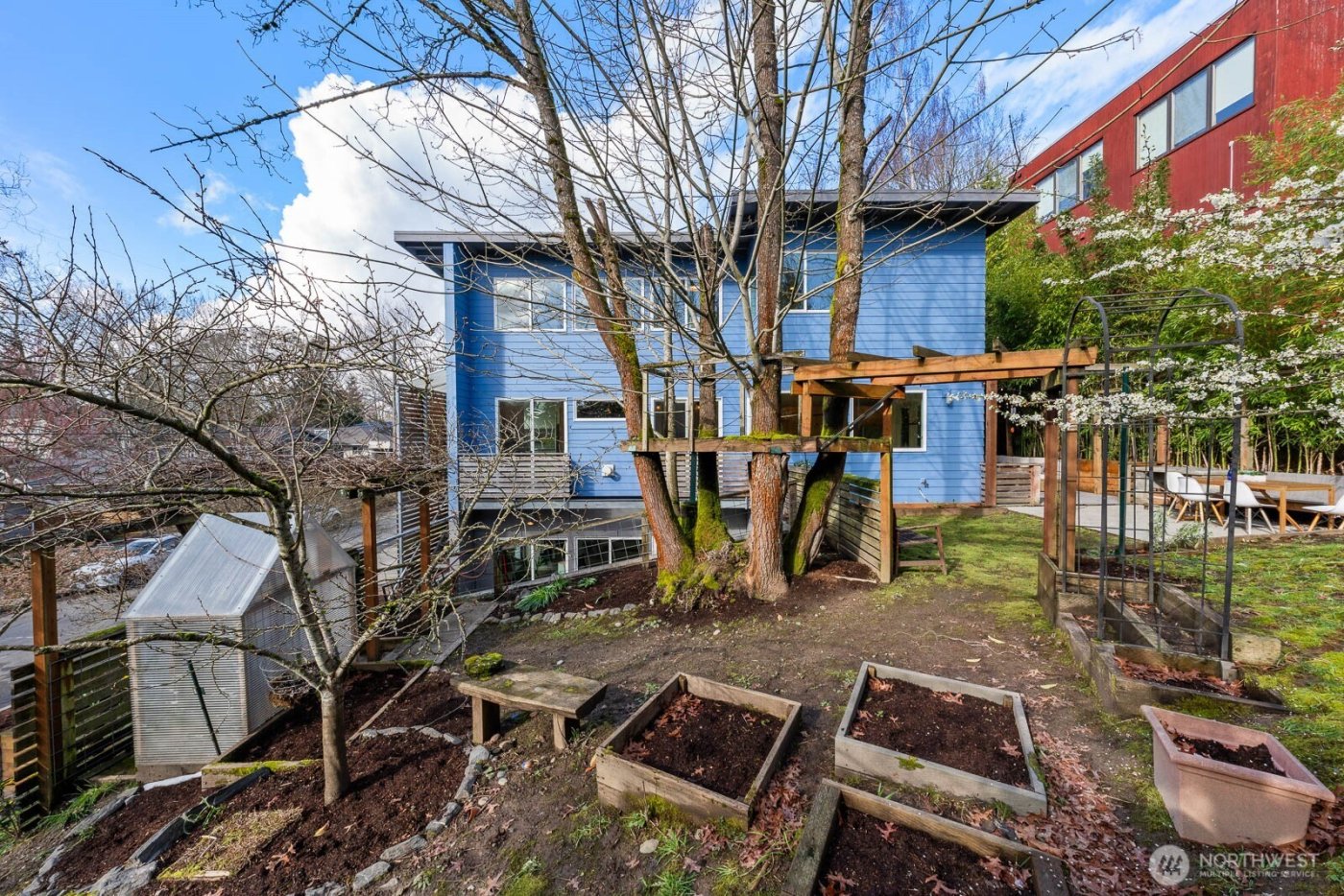 3340 36th Avenue S, Seattle, WA 98144
