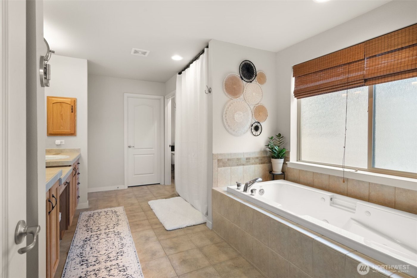 8421 153rd Street , Puyallup, WA 98375