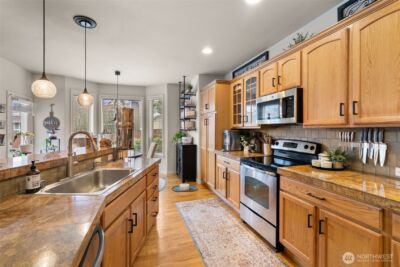 8421 153rd Street , Puyallup, WA 98375 - Photo 8