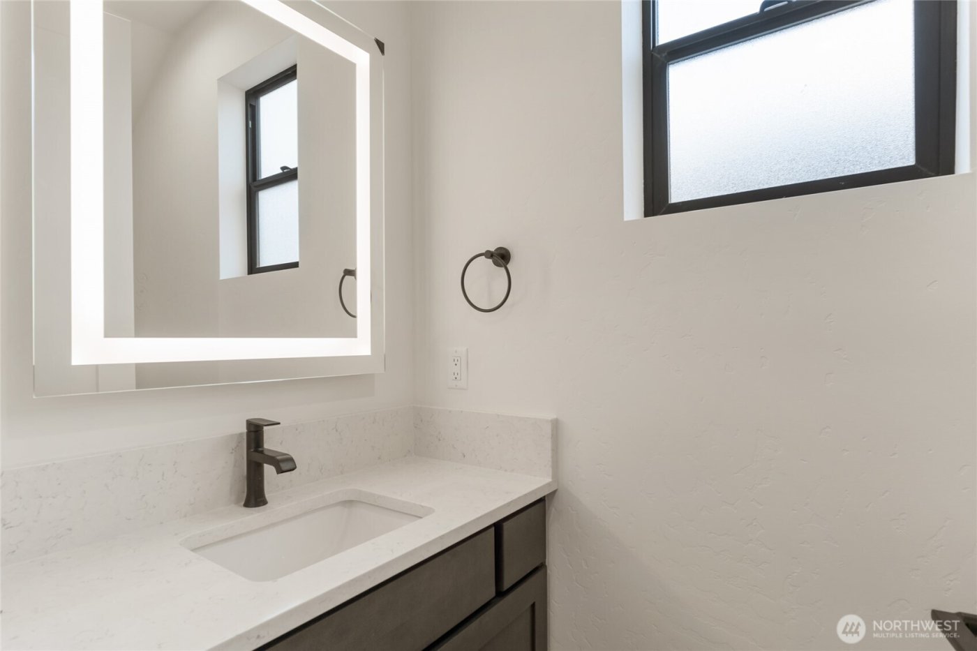 567 S Perry Avenue #Lot 5, East Wenatchee, WA 98802