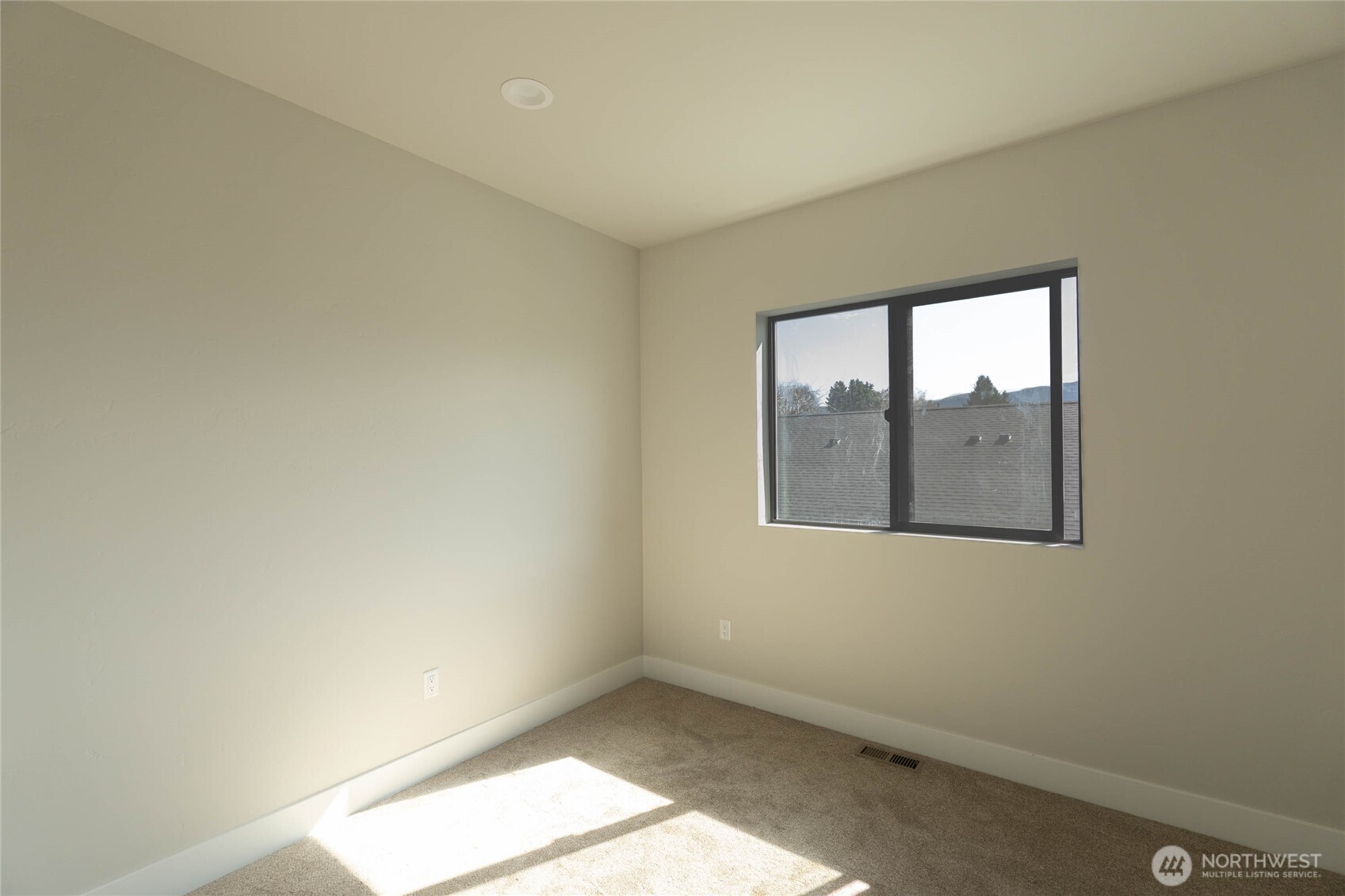 567 S Perry Avenue #Lot 5, East Wenatchee, WA 98802