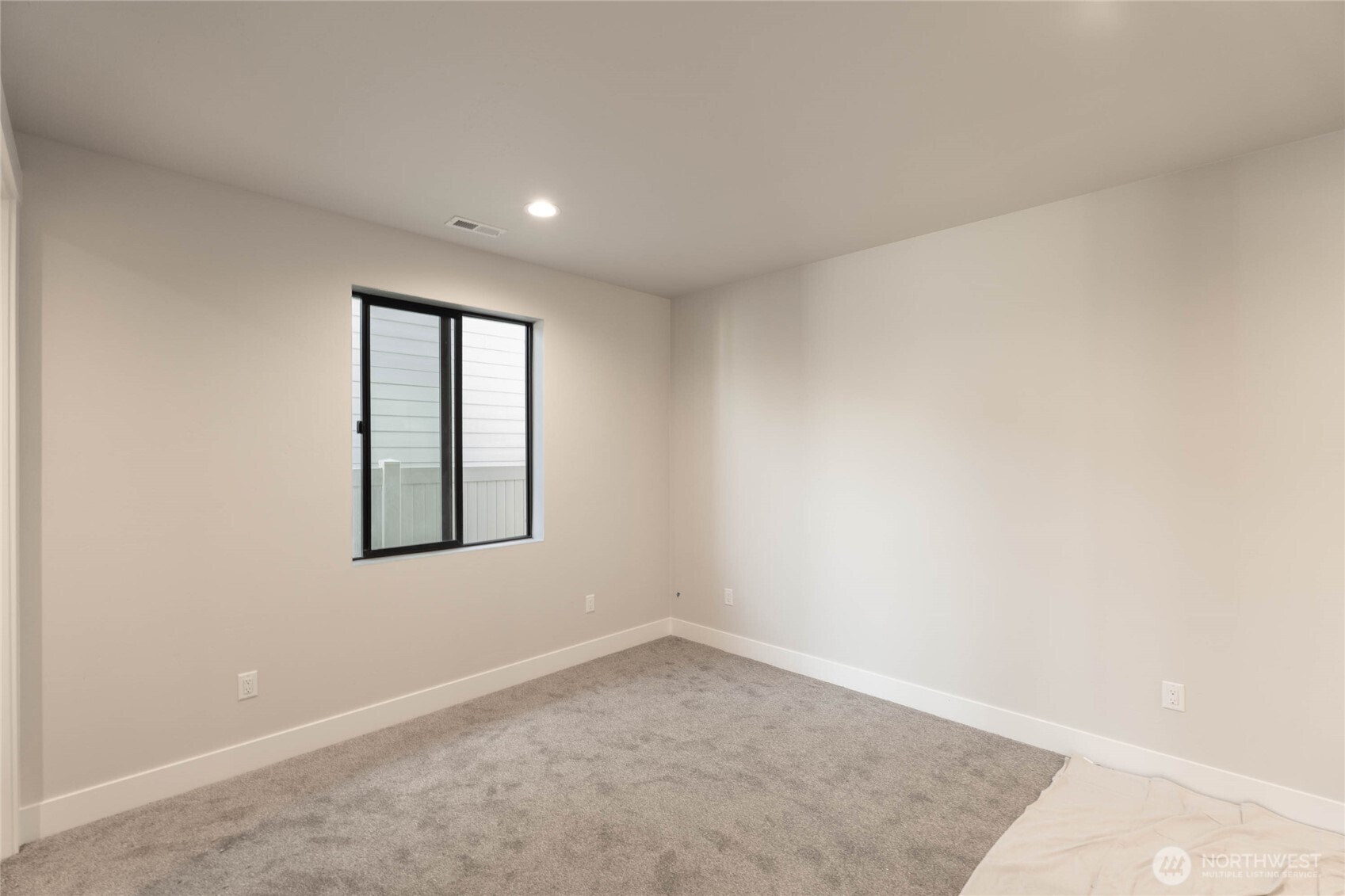 562 S Oasis Avenue #Lot 16, East Wenatchee, WA 98802