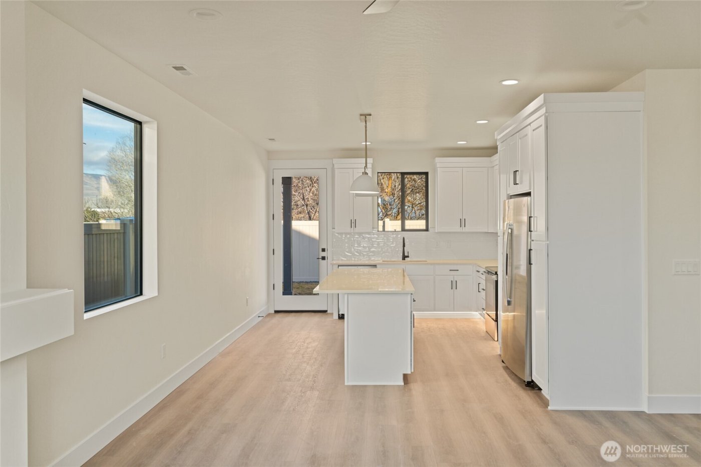 562 S Oasis Avenue #Lot 16, East Wenatchee, WA 98802