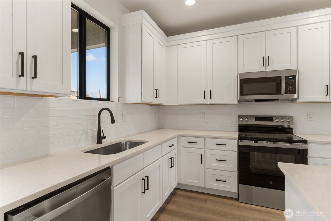 562 S Oasis Avenue #Lot 16, East Wenatchee, WA 98802