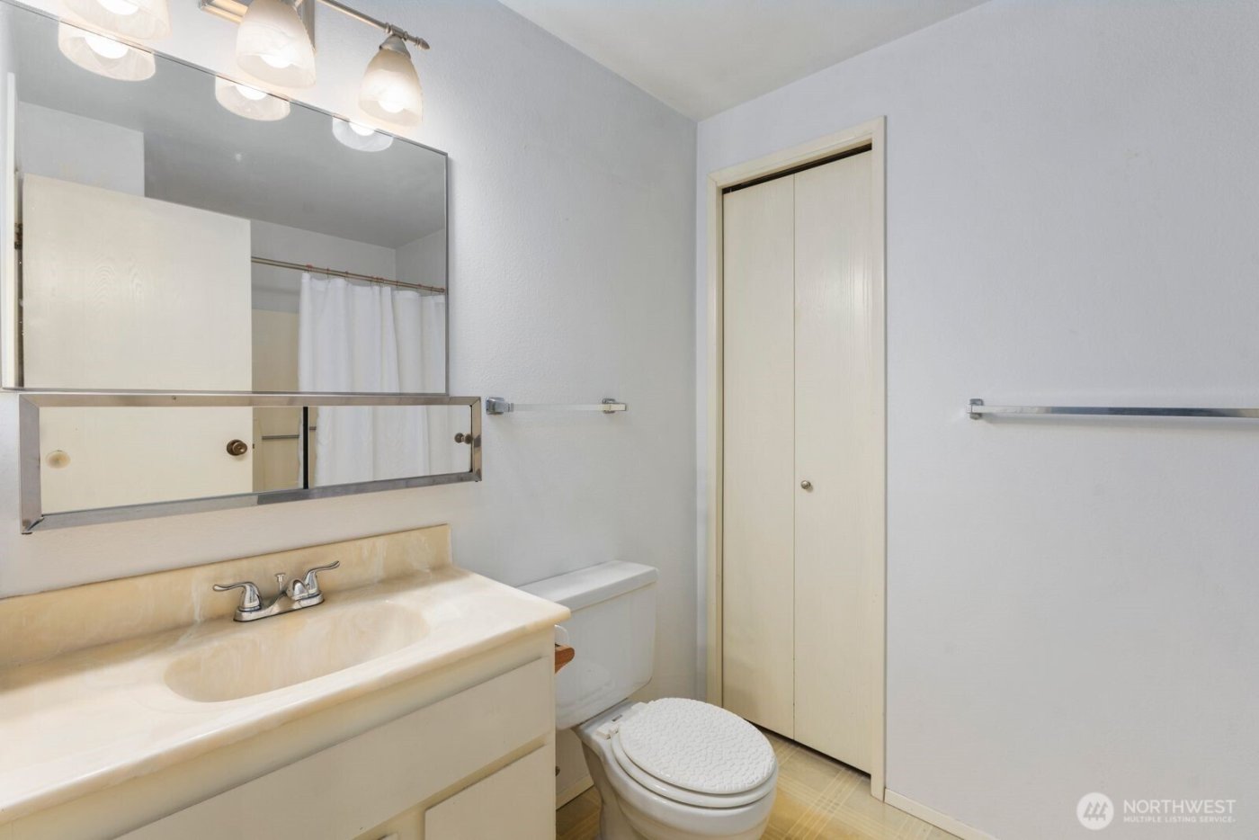 7528 206th Place NE, Redmond, WA 98053