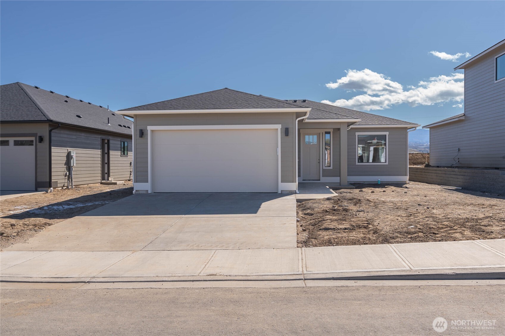 574 S Oasis Loop #Lot 14, East Wenatchee, WA 98802