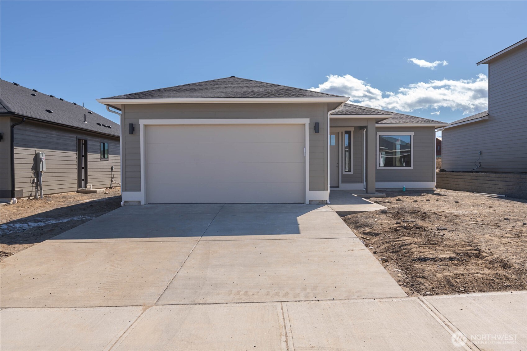 574 S Oasis Loop #Lot 14, East Wenatchee, WA 98802