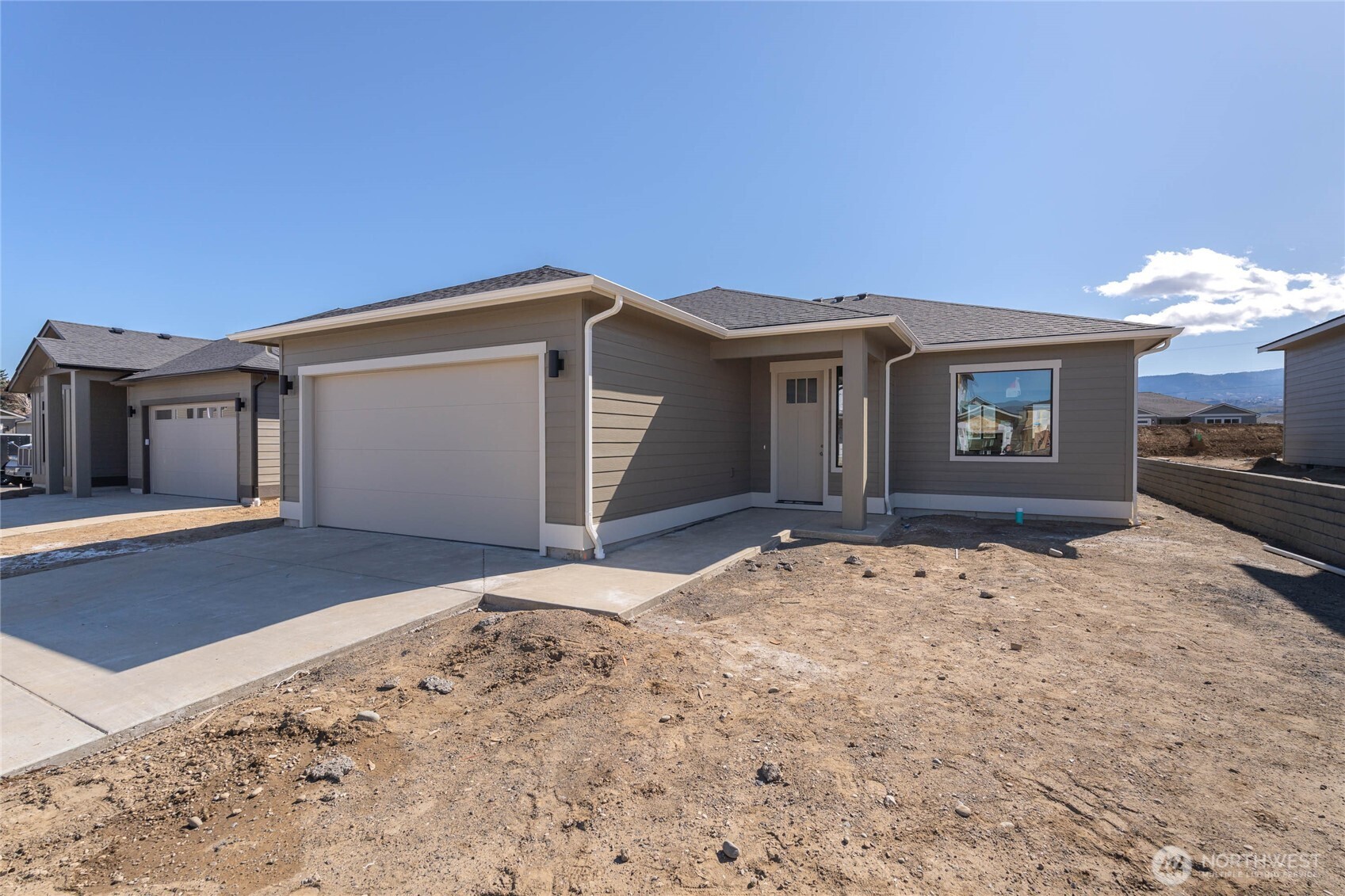 574 S Oasis Loop #Lot 14, East Wenatchee, WA 98802