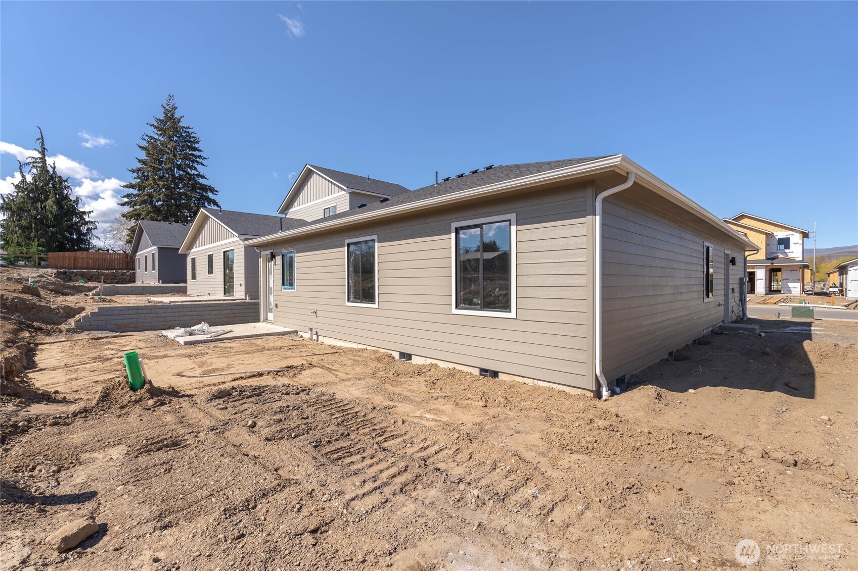 574 S Oasis Loop #Lot 14, East Wenatchee, WA 98802