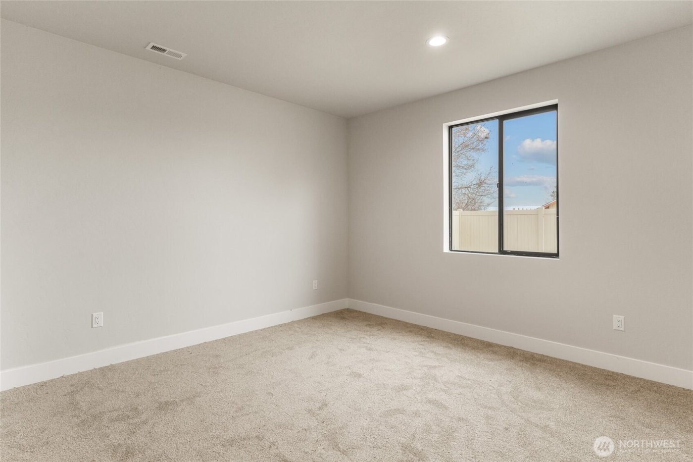 532 S Oasis Loop #Lot 23, East Wenatchee, WA 98802