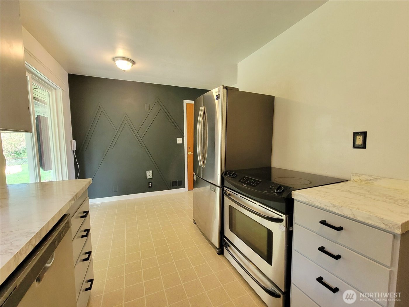 2449 Veldee Avenue , Bremerton, WA 98312