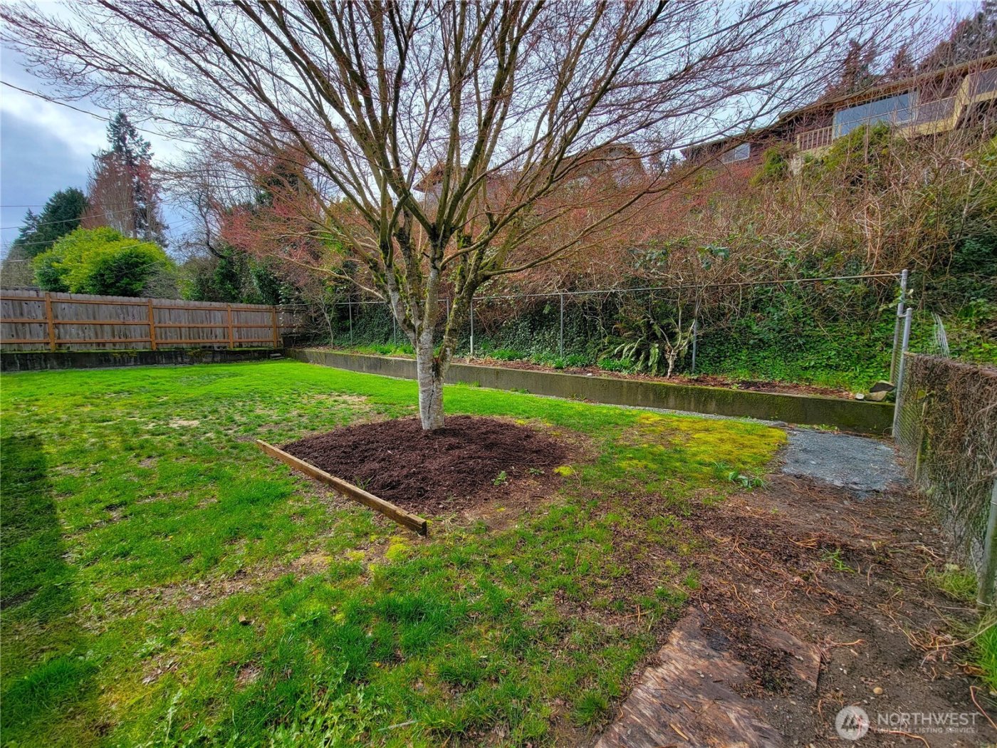 2449 Veldee Avenue , Bremerton, WA 98312