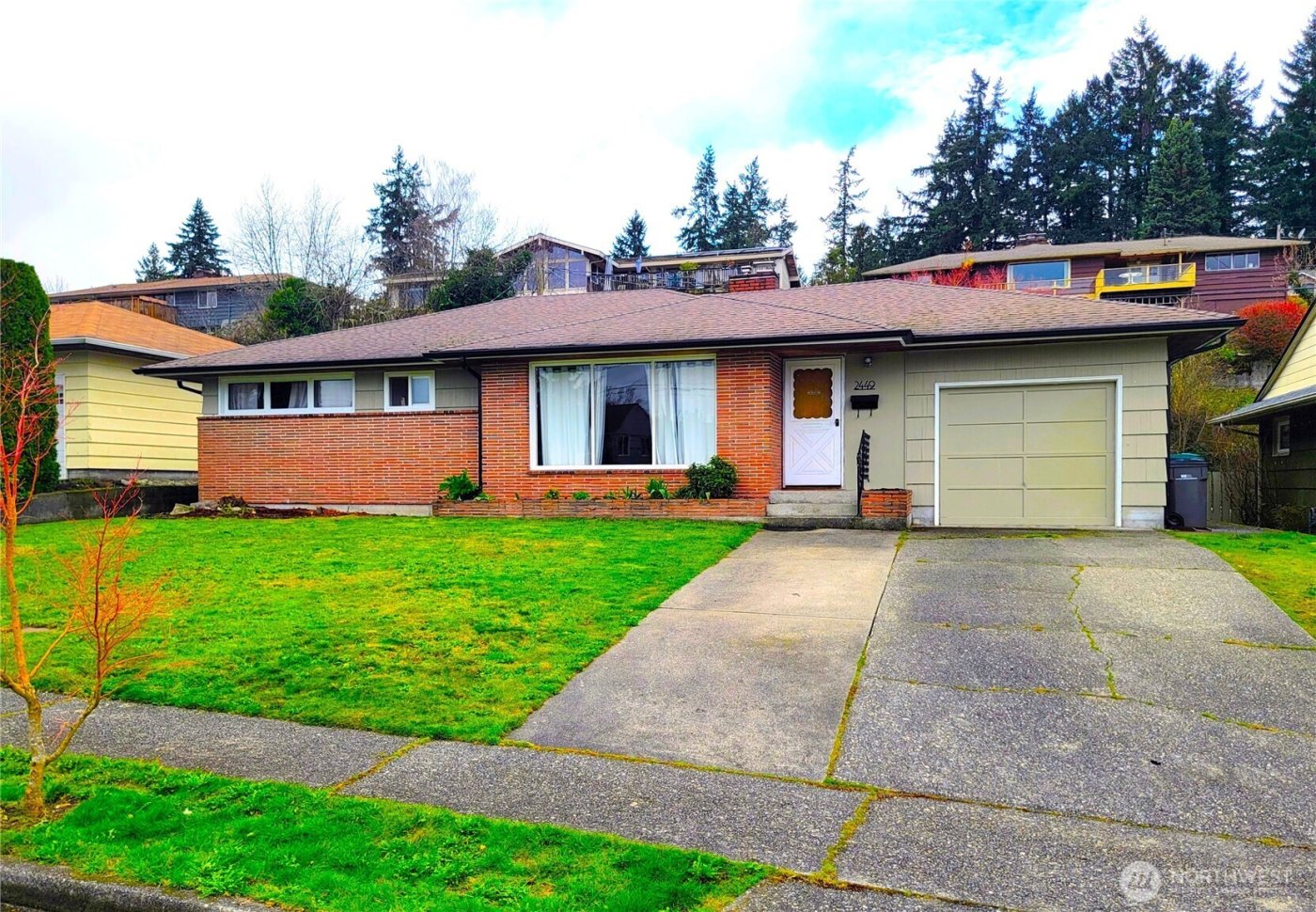 2449 Veldee Avenue , Bremerton, WA 98312
