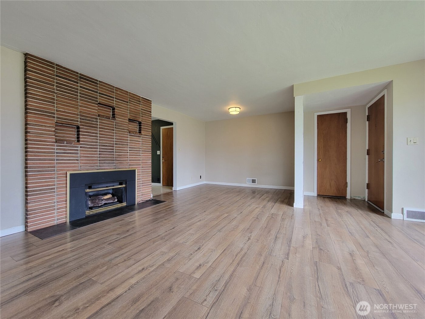 2449 Veldee Avenue , Bremerton, WA 98312