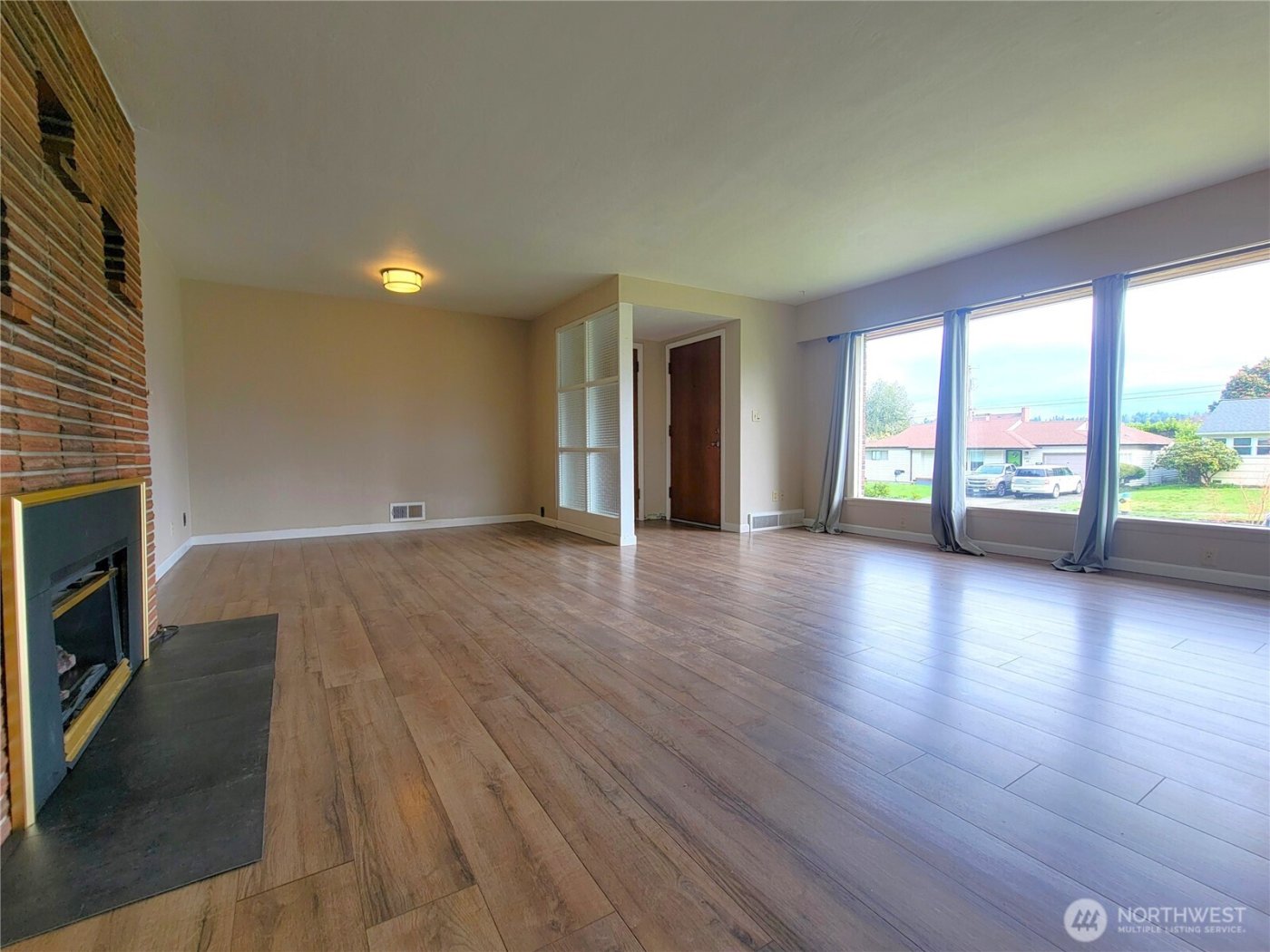 2449 Veldee Avenue , Bremerton, WA 98312