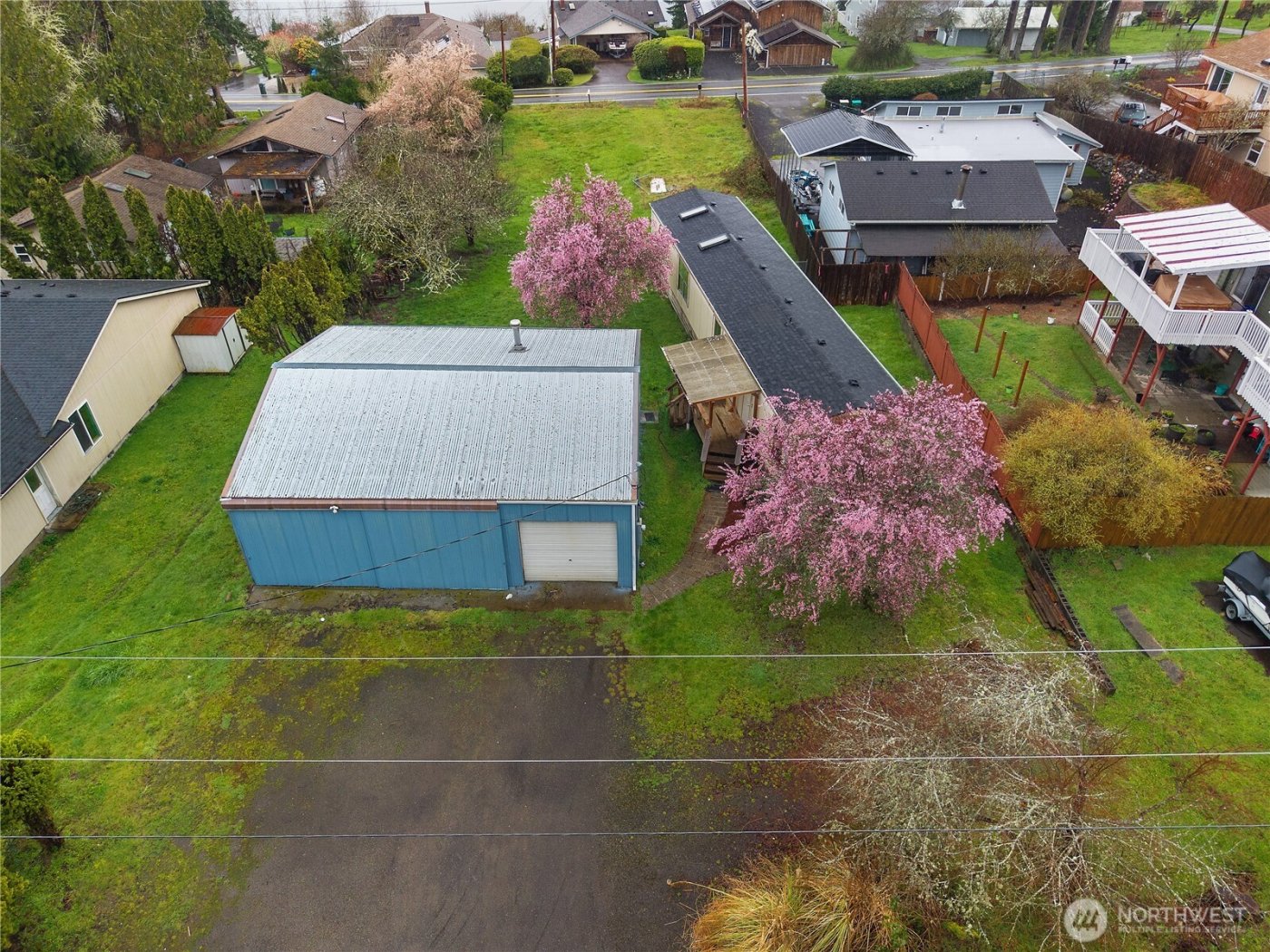 9823 Whitecap Drive NW, Olympia, WA 98502