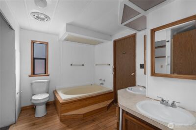 9823 Whitecap Drive NW, Olympia, WA 98502 - Photo 20