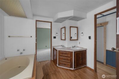 9823 Whitecap Drive NW, Olympia, WA 98502 - Photo 21