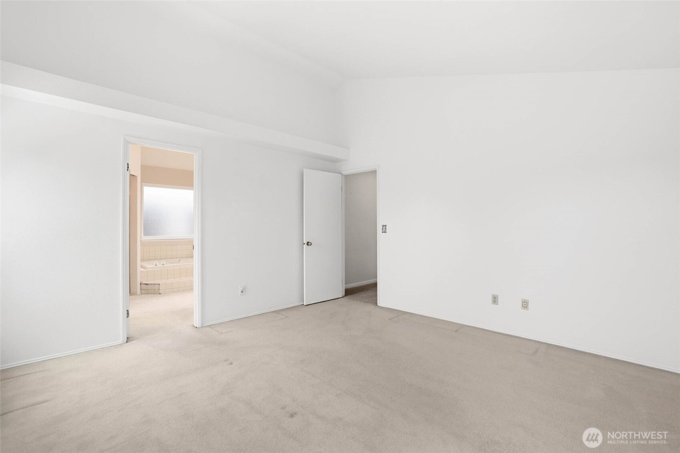 1113 SW 325th Place , Federal Way, WA 98023