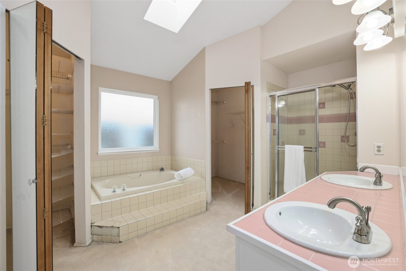 1113 SW 325th Place , Federal Way, WA 98023