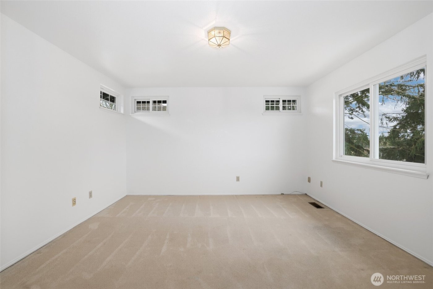 1113 SW 325th Place , Federal Way, WA 98023