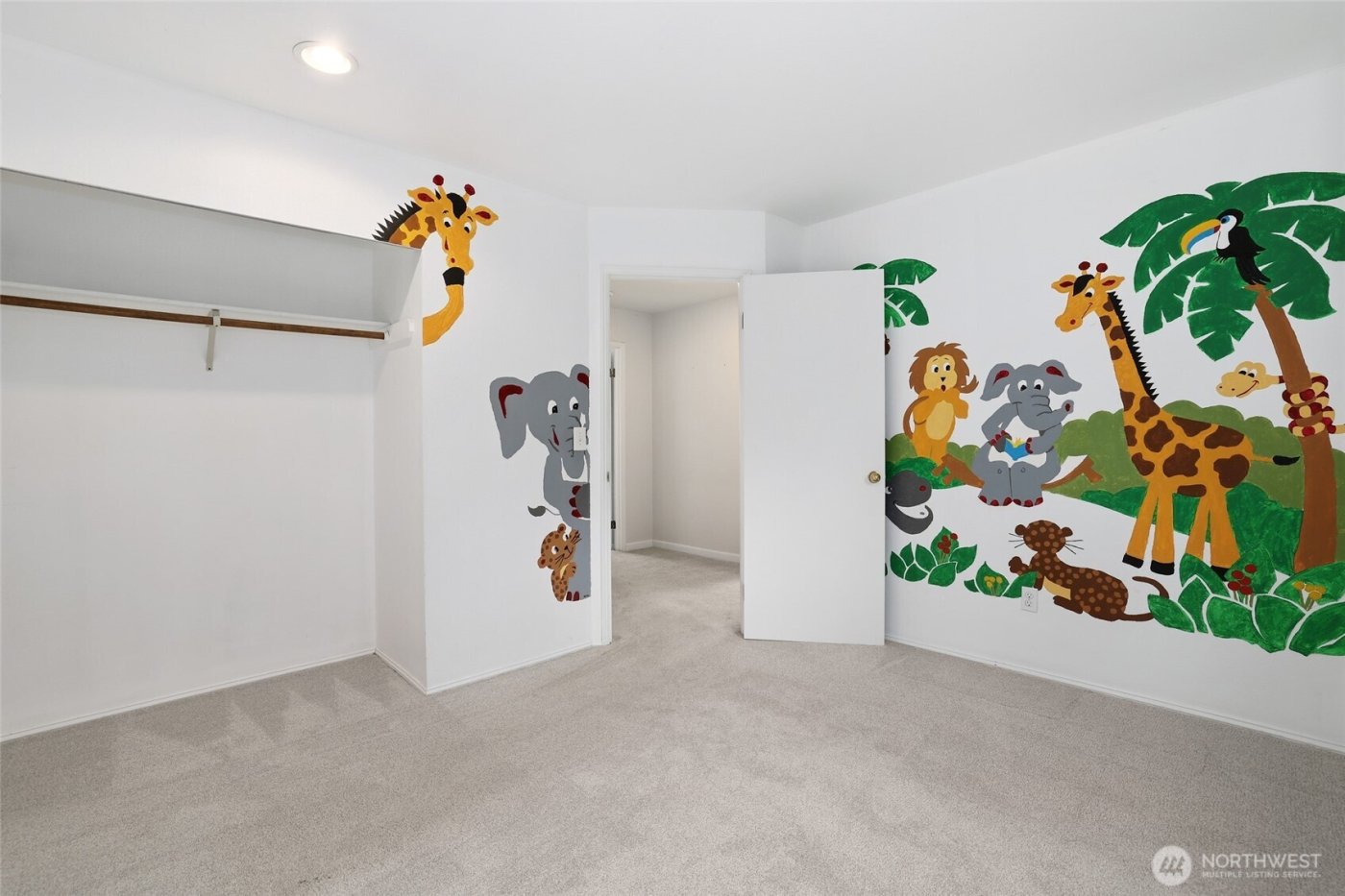 1113 SW 325th Place , Federal Way, WA 98023