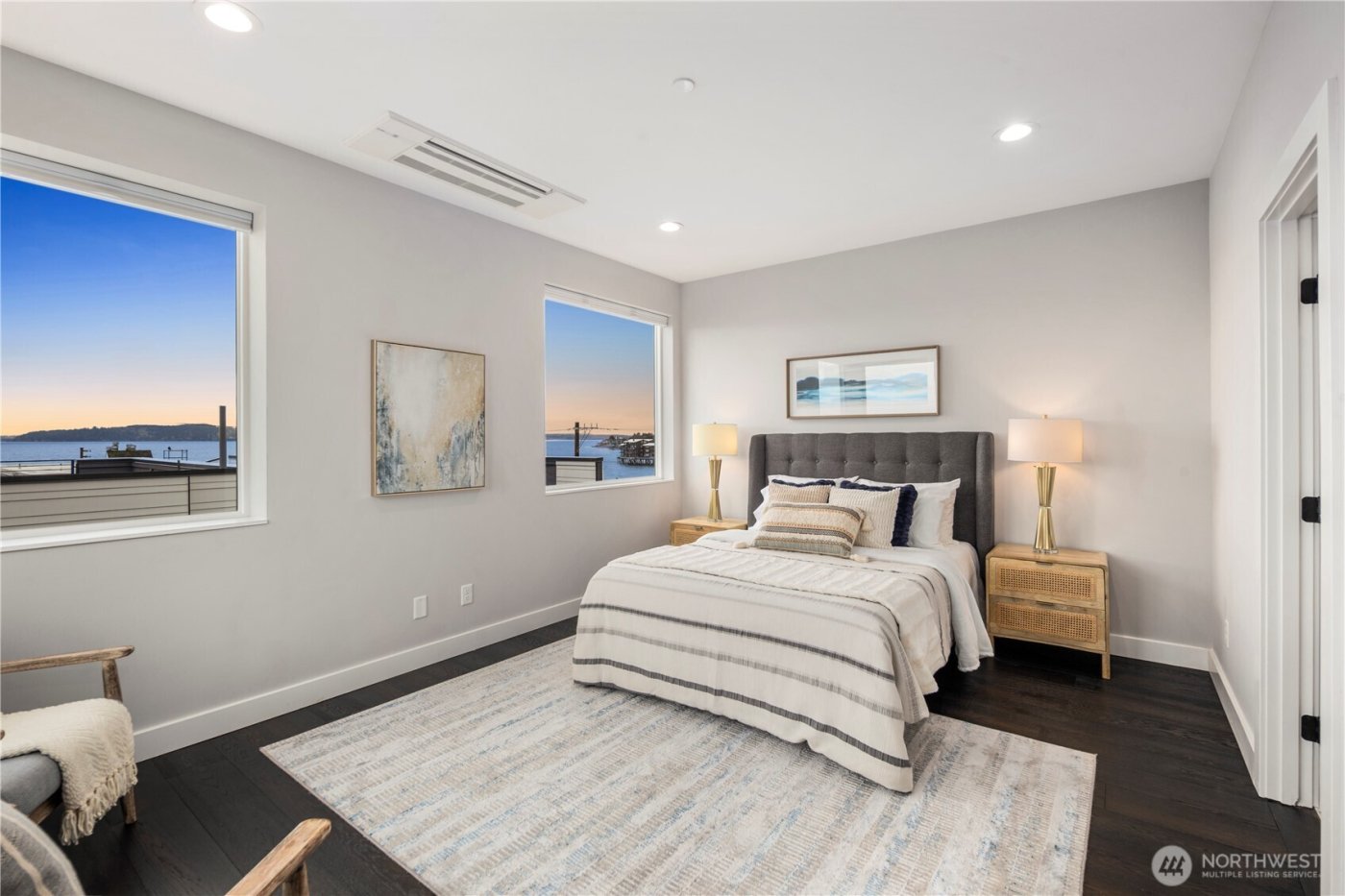 4018 Beach Drive SW, Seattle, WA 98116