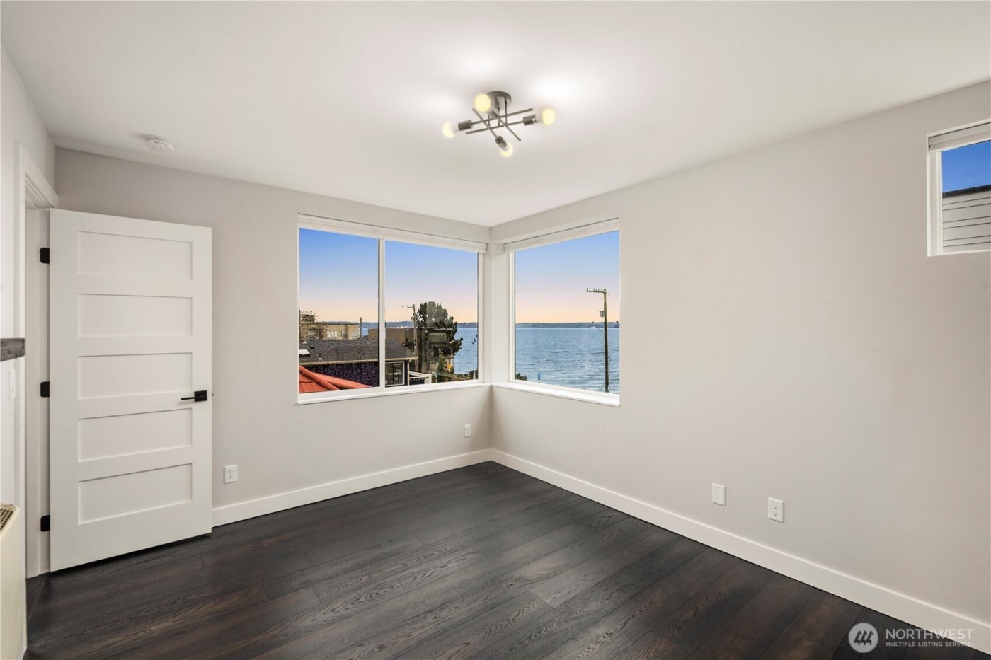 4018 Beach Drive SW, Seattle, WA 98116