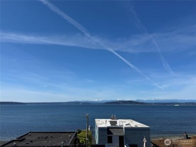 4018 Beach Drive SW, Seattle, WA 98116 - Photo 2