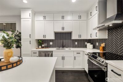 4018 Beach Drive SW, Seattle, WA 98116 - Photo 8