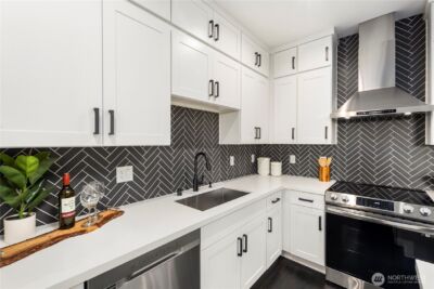 4018 Beach Drive SW, Seattle, WA 98116 - Photo 10