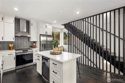 4018 Beach Drive SW, Seattle, WA 98116 - Photo 11