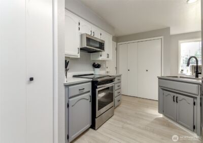 15428 Westshore Drive SE, Yelm, WA 98597 - Photo 12