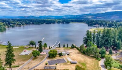 15428 Westshore Drive SE, Yelm, WA 98597 - Photo 2