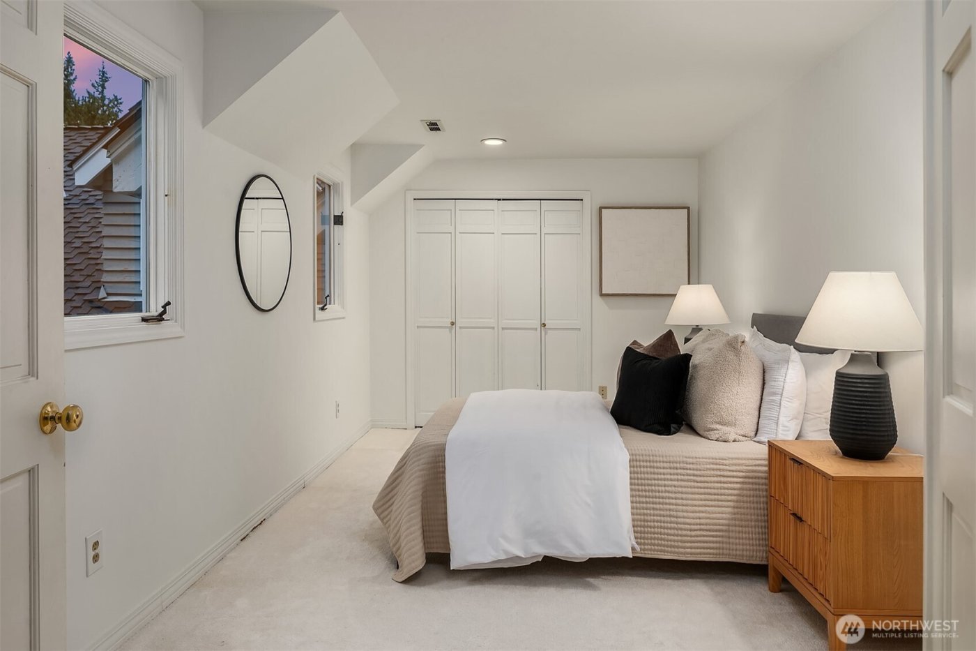 2857 134th Avenue NE, Bellevue, WA 98005