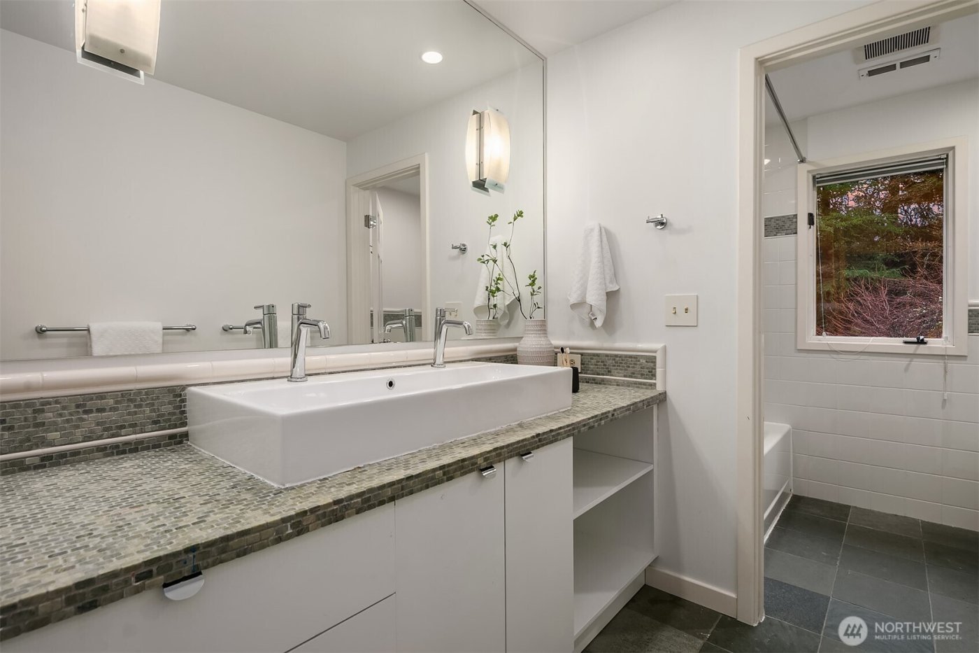 2857 134th Avenue NE, Bellevue, WA 98005