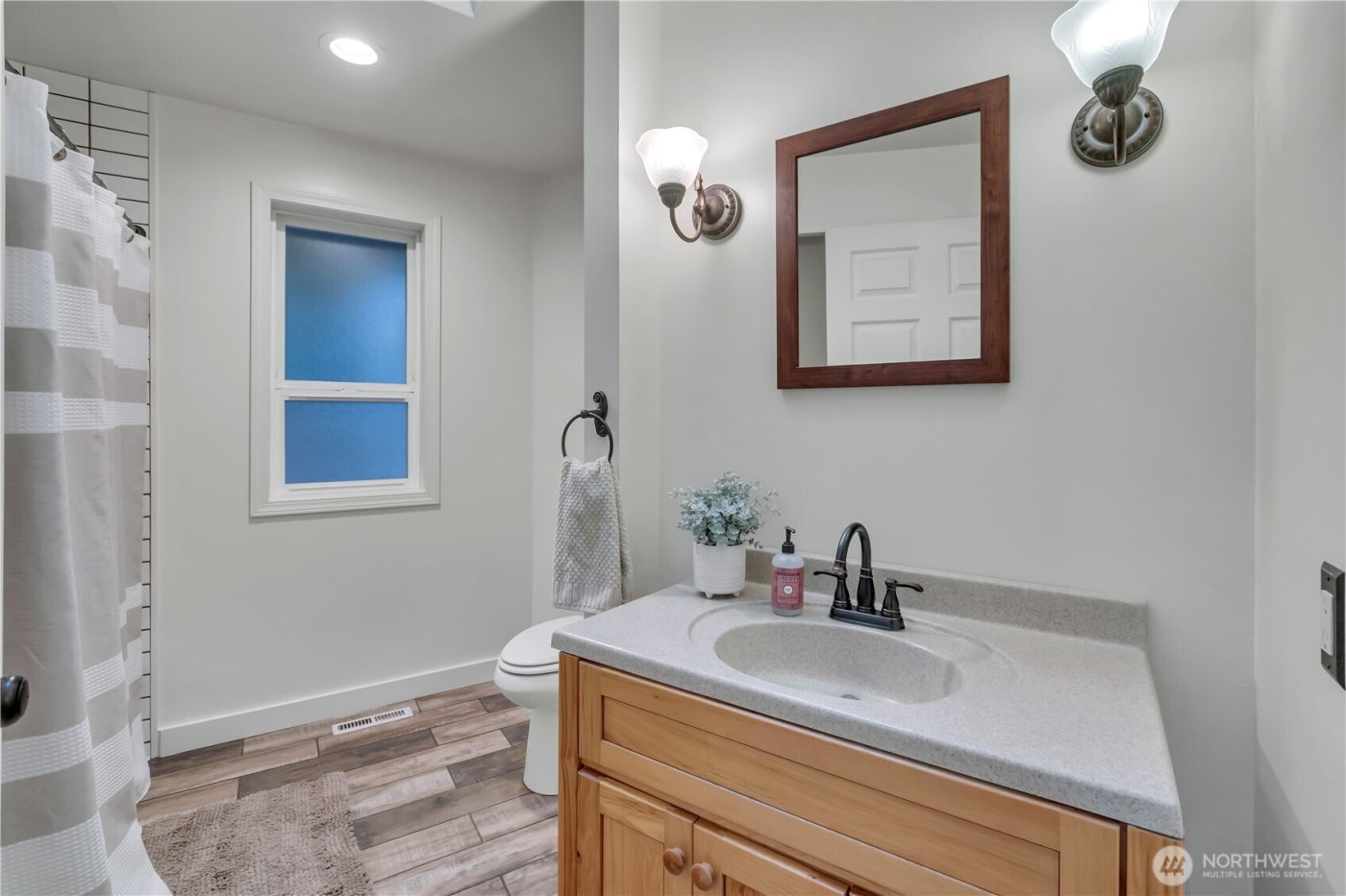 24421 SE 387th Street , Enumclaw, WA 98022