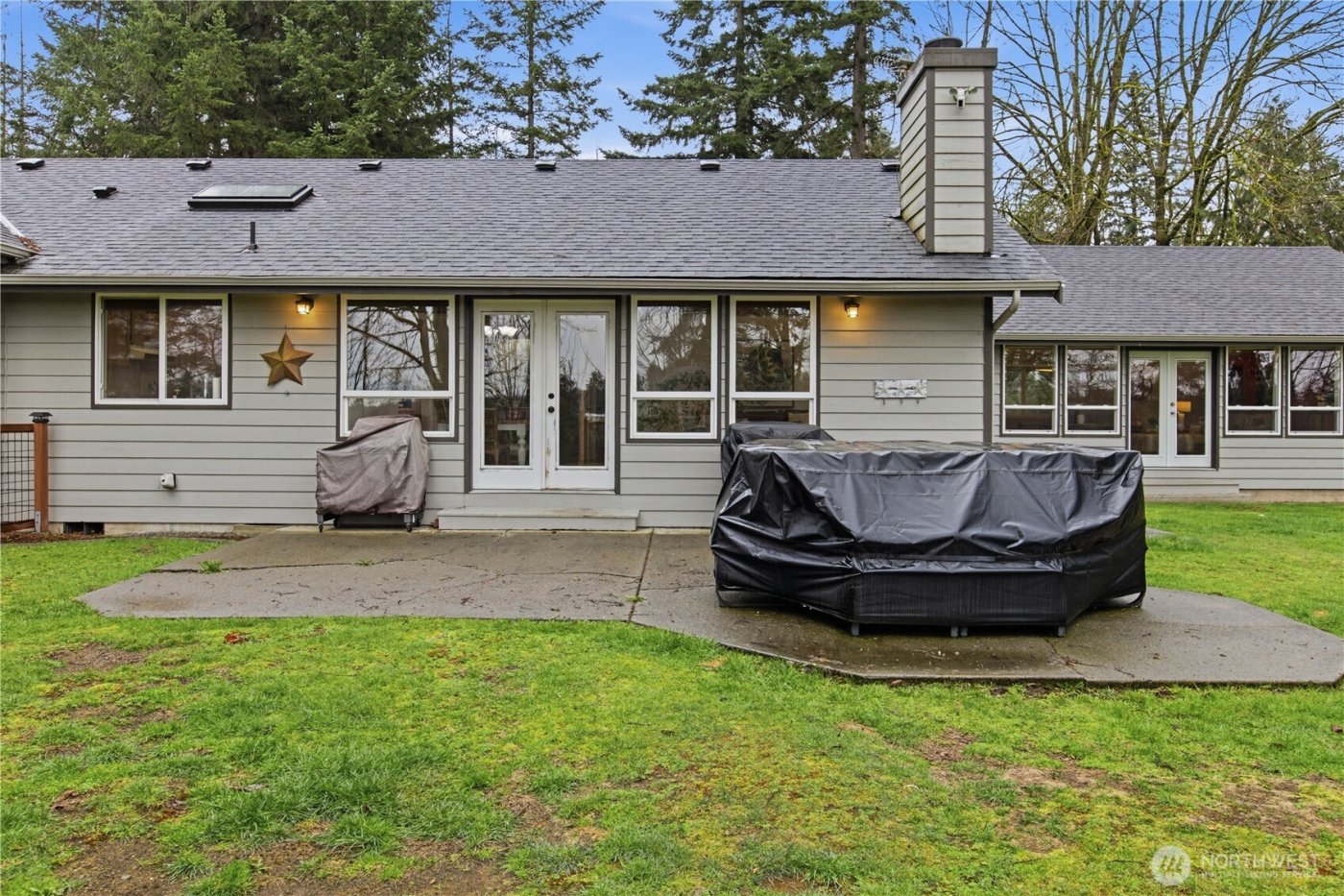 24421 SE 387th Street , Enumclaw, WA 98022