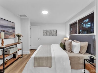 13046 15th Avenue NE, Seattle, WA 98125 - Photo 17