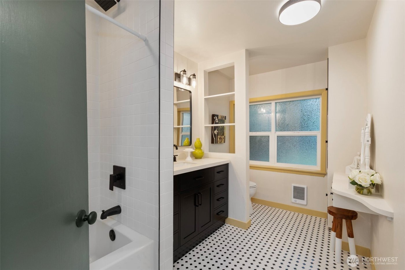 15311 Sandy Hook Road NE, Poulsbo, WA 98370