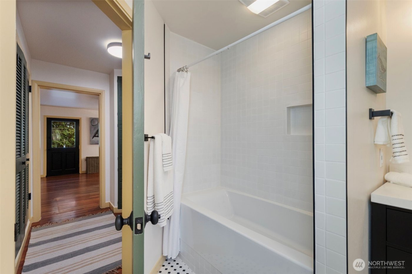 15311 Sandy Hook Road NE, Poulsbo, WA 98370