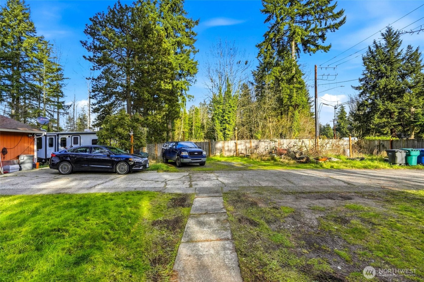 219 Meadow Pl SW , Everett, WA 98208