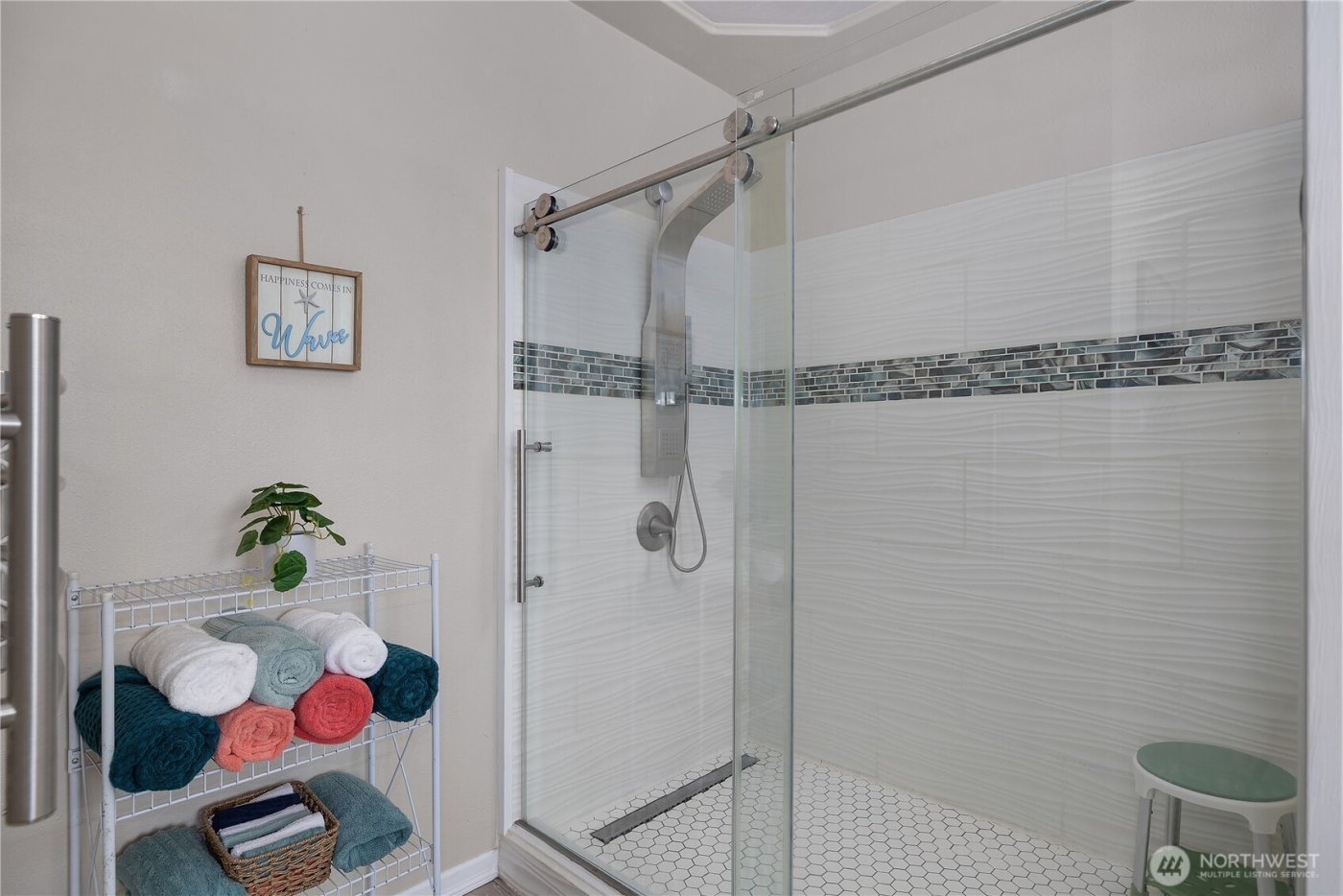 655 Skamokawa Court SE, Ocean Shores, WA 98569