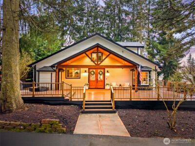 2518 Cincinnati Street , Steilacoom, WA 98388