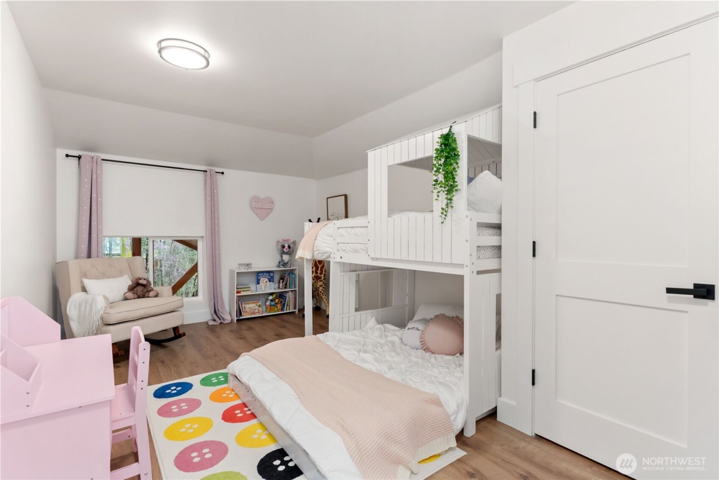 2518 Cincinnati Street , Steilacoom, WA 98388